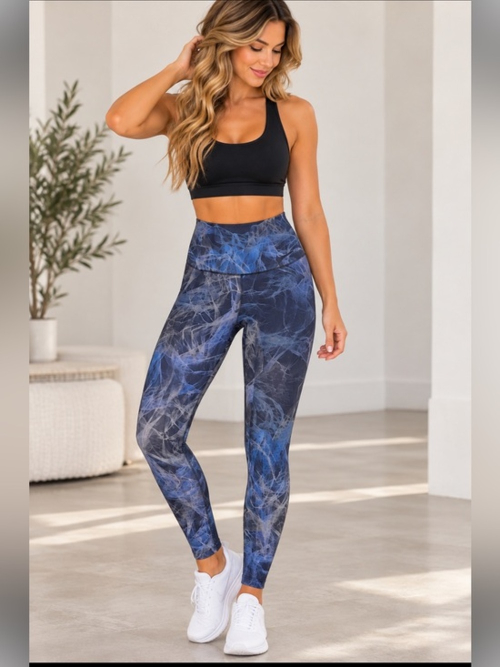 Nike Dri FIT One Women’s Small Blue Abstract Print High Rise Leggings tie dye